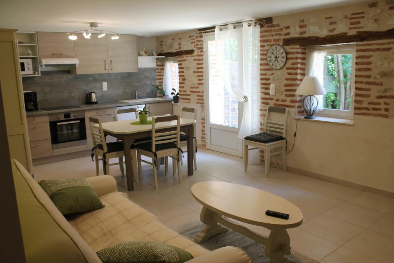 Gite Clodeguy Saint-Sylvestre-sur-Lot 外观 照片